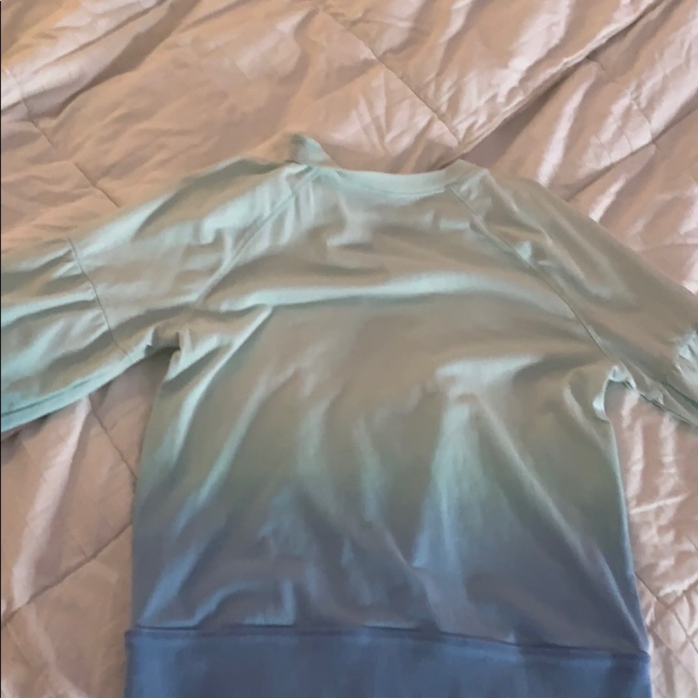Shirt - Picture 3 of 4